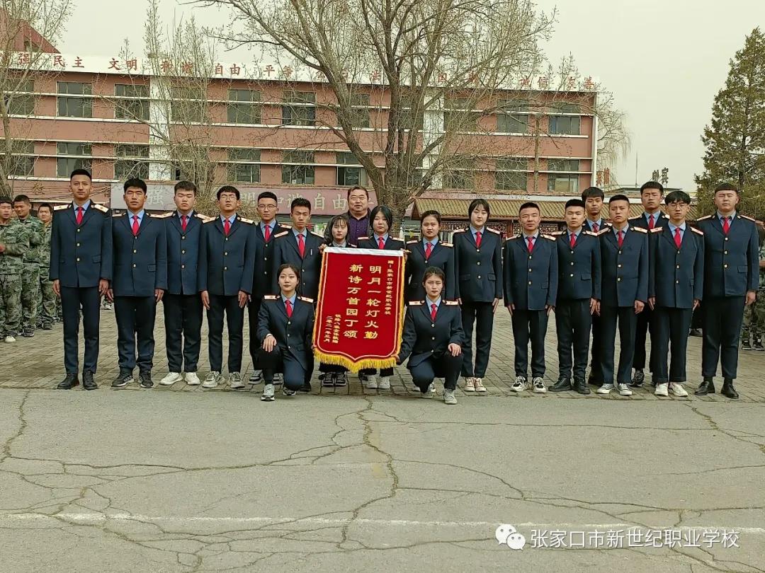 畢業(yè)獻(xiàn)錦旗5.jpg 畢業(yè)獻(xiàn)錦旗5.jpg